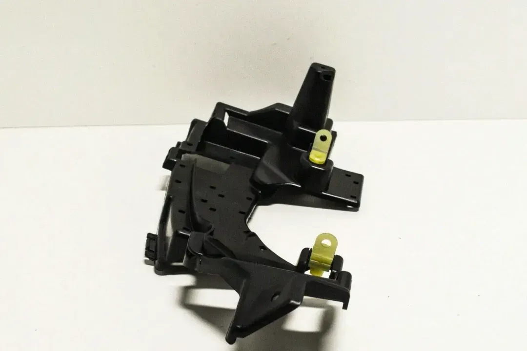 205 REAR SUPPORT L